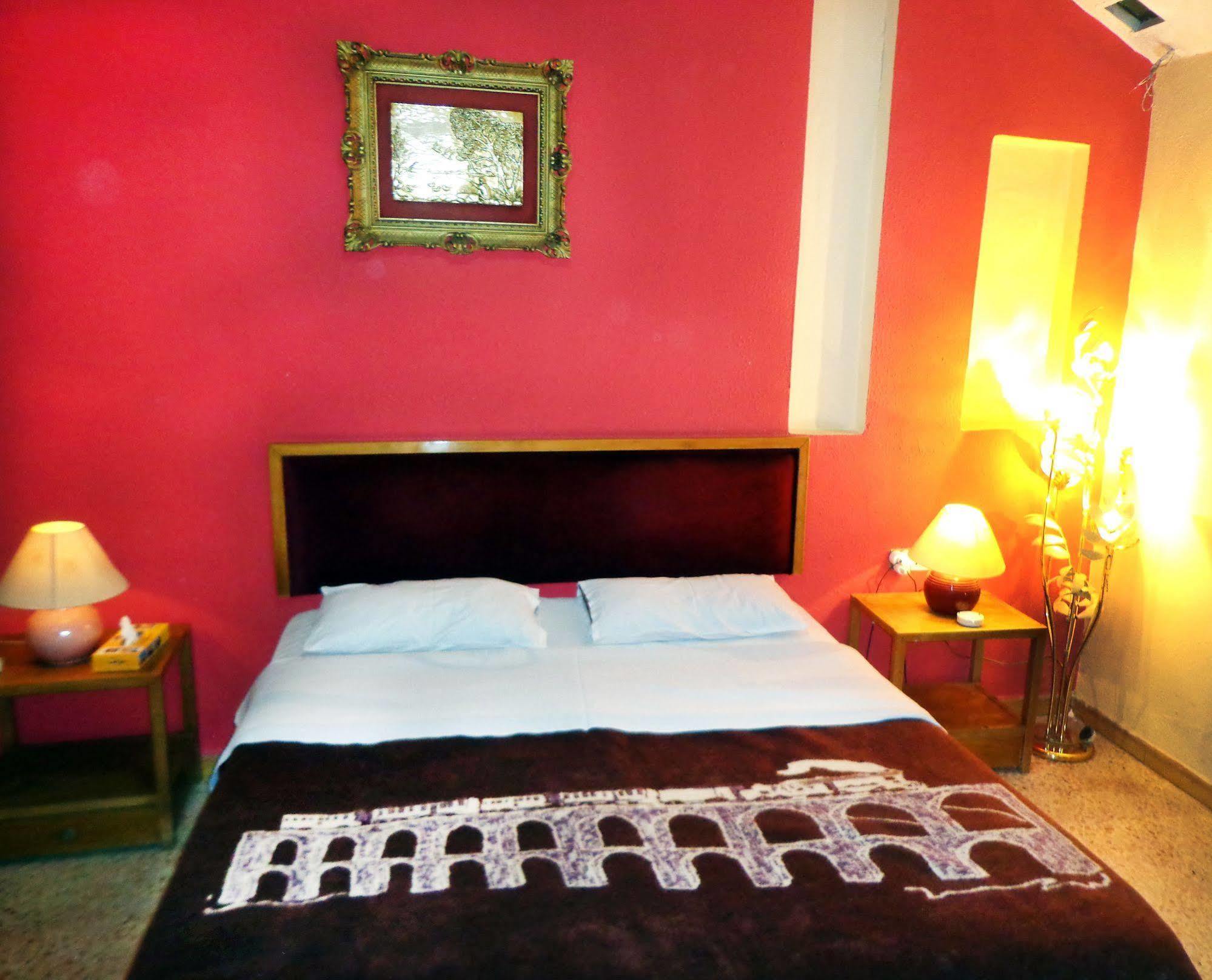 Cairwan Hotel Karak Ngoại thất bức ảnh