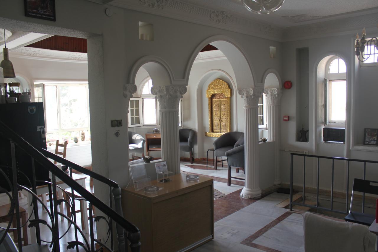 Cairwan Hotel Karak Ngoại thất bức ảnh