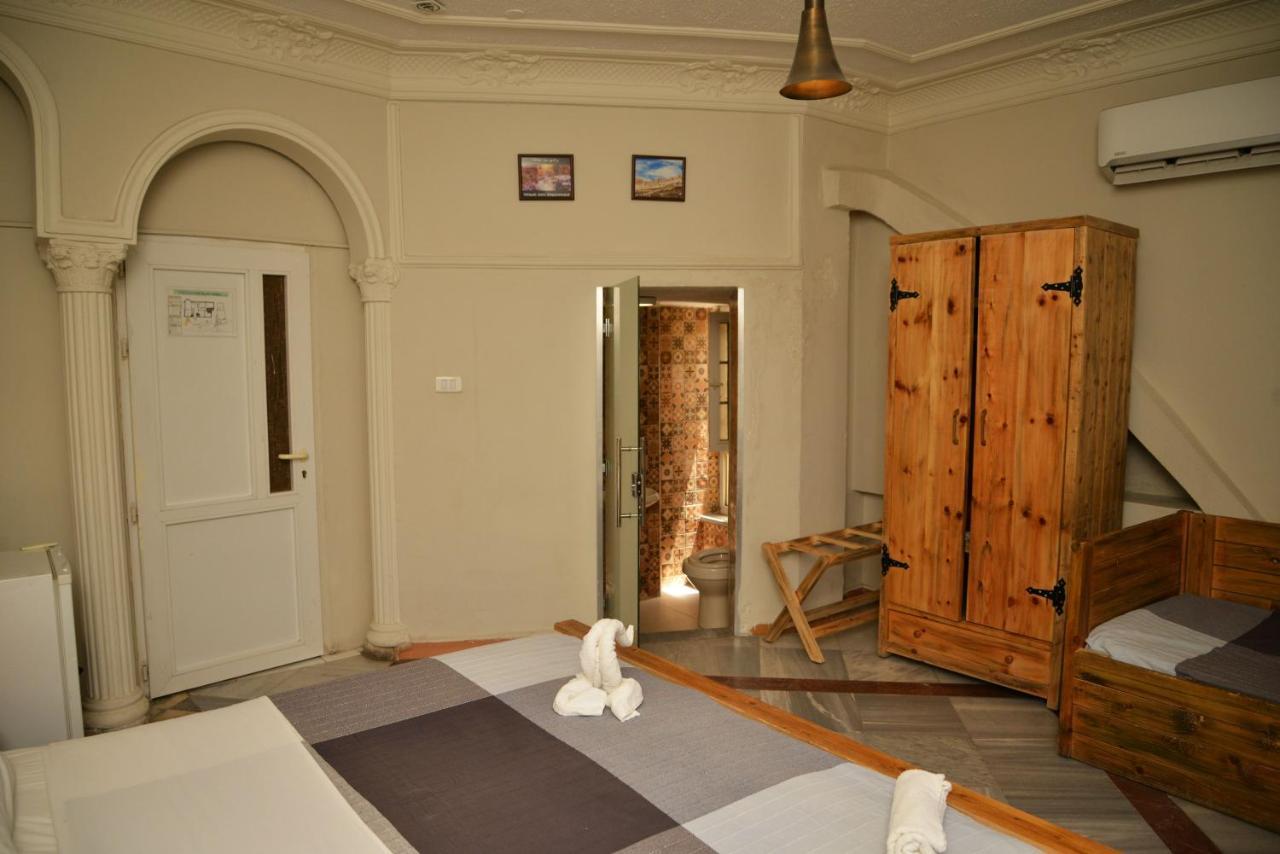 Cairwan Hotel Karak Ngoại thất bức ảnh